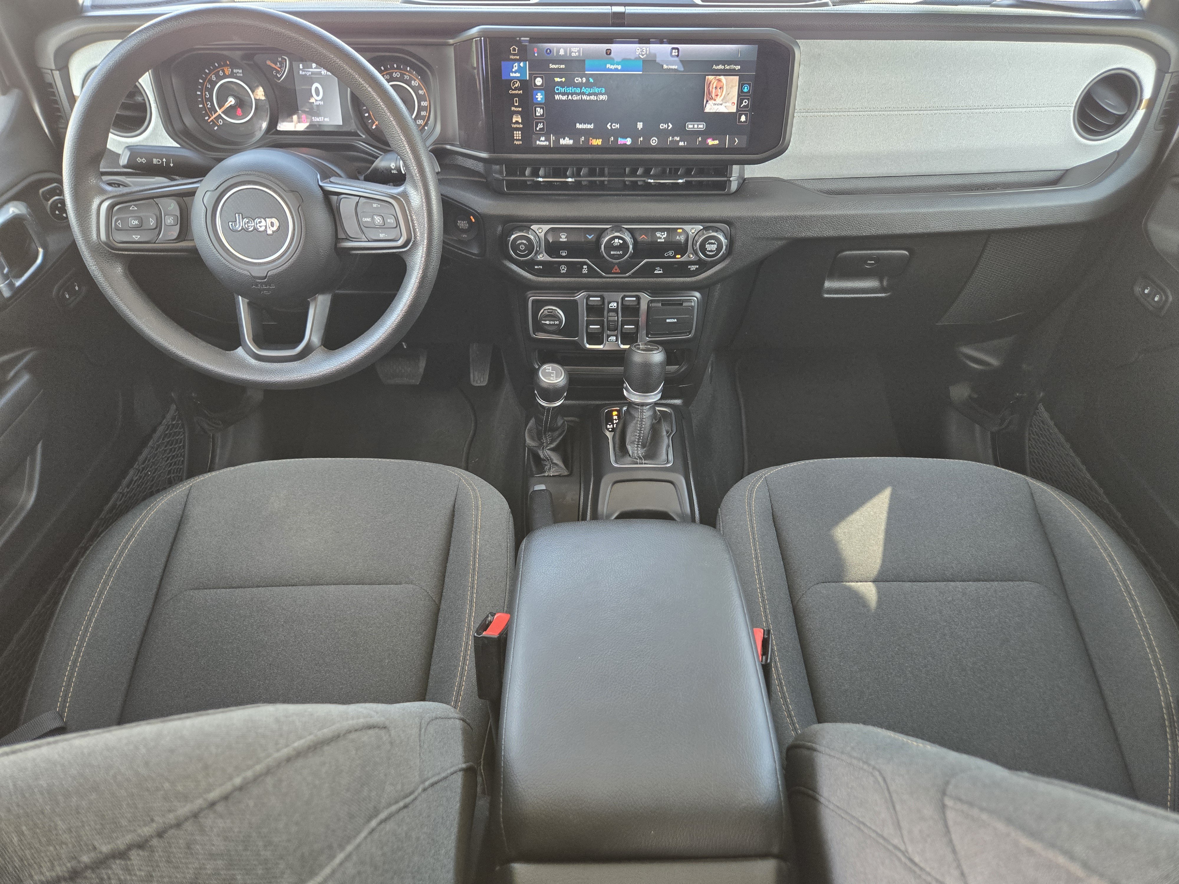 Used 2025 Jeep Gladiator Sport AWD/4WD image 24