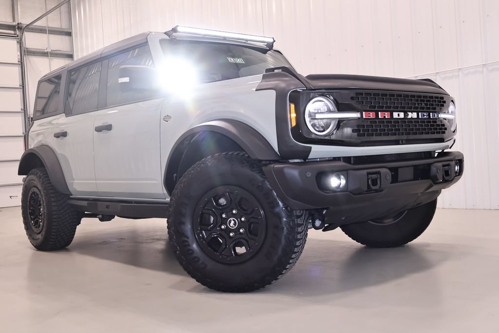 Certified 2023 Ford Bronco Wildtrak AWD/4WD image 43