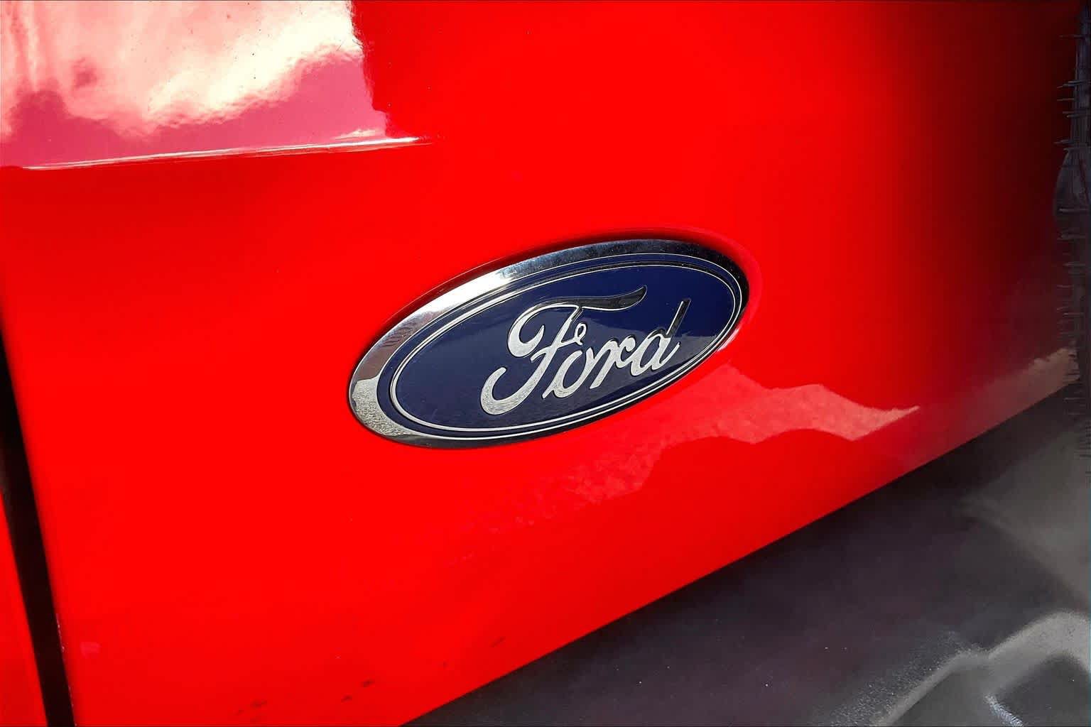 Certified 2022 Ford Bronco Wildtrak AWD/4WD image 33
