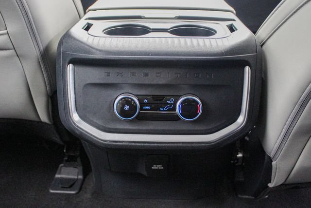 Certified 2025 Ford Expedition Active AWD/4WD image 25