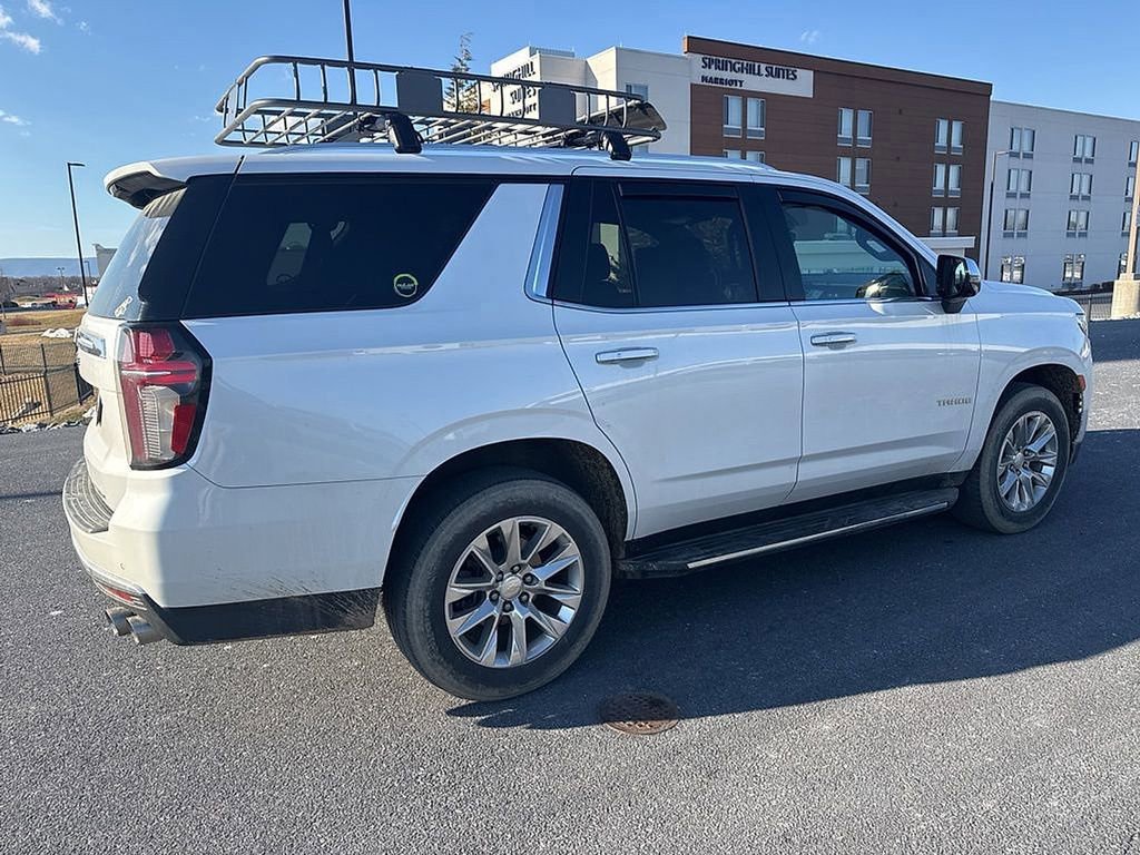 Used 2021 Chevrolet Tahoe Premier w/ Premium Package image 3