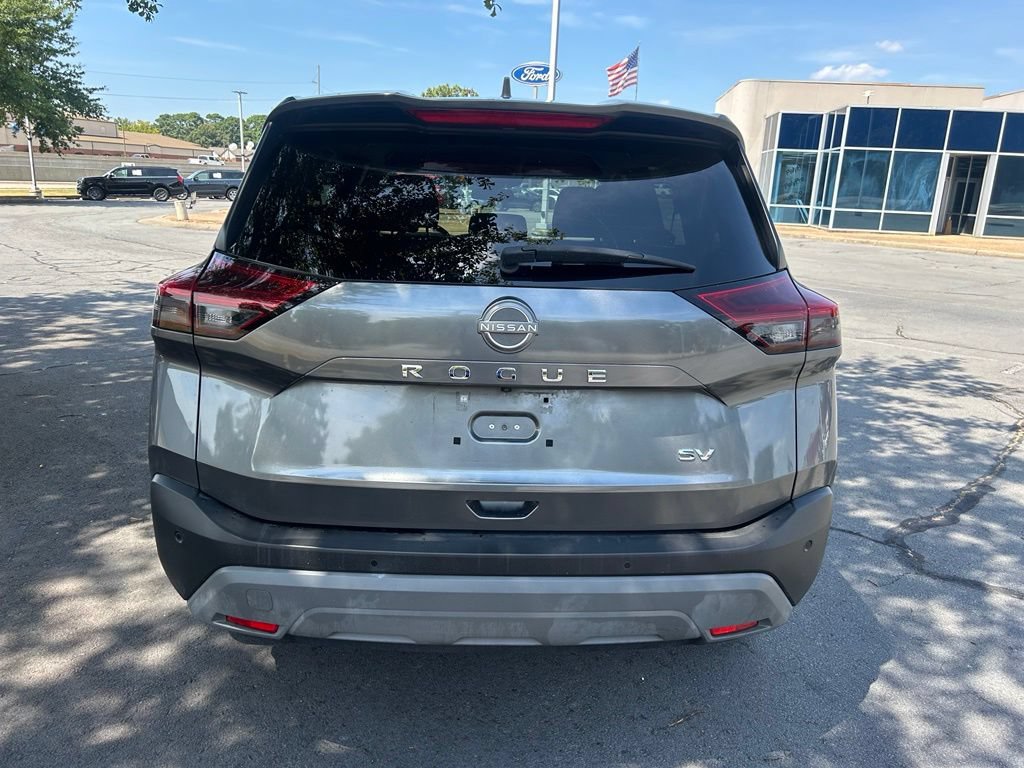 Used 2022 Nissan Rogue SV FWD image 6