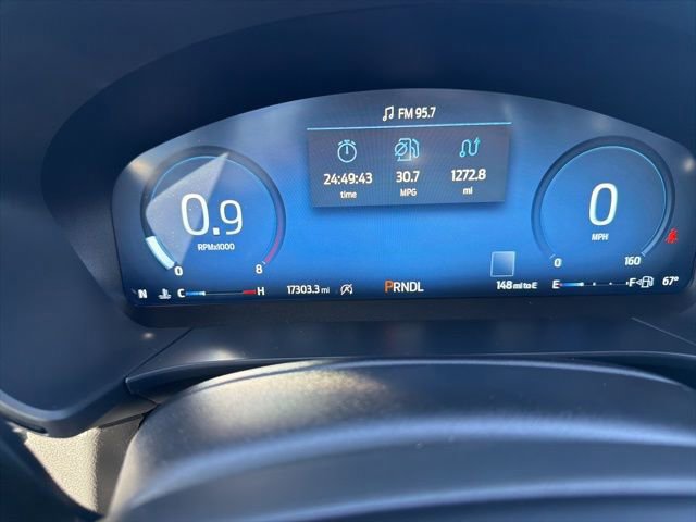 Certified 2023 Ford Escape ST-Line Elite w/ Premium Technology Package image 30