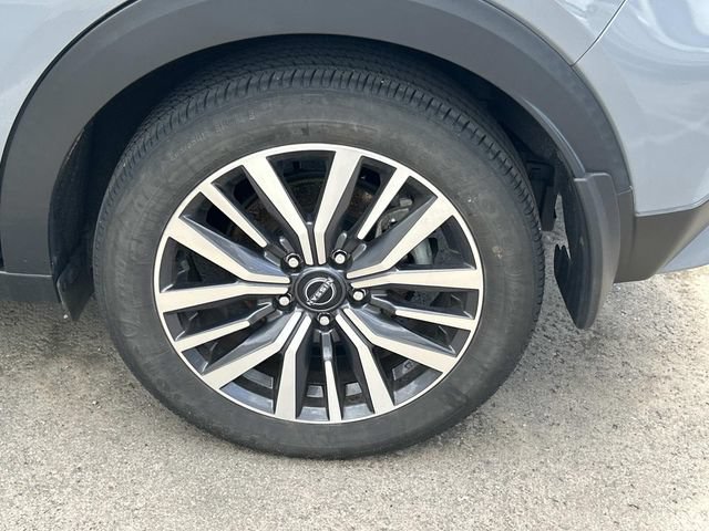 Used 2023 Nissan Kicks SV FWD image 11