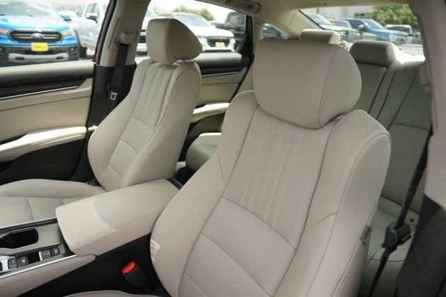 Used 2022 Honda Accord EX-L image 10