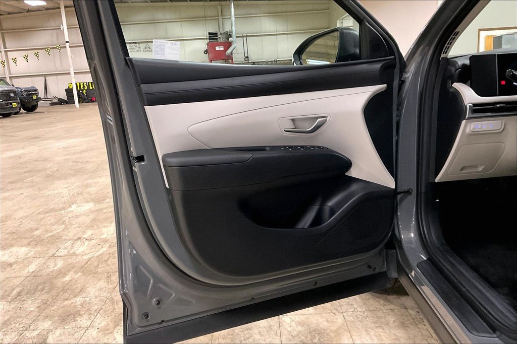 Used 2025 Hyundai Tucson SEL AWD/4WD image 21