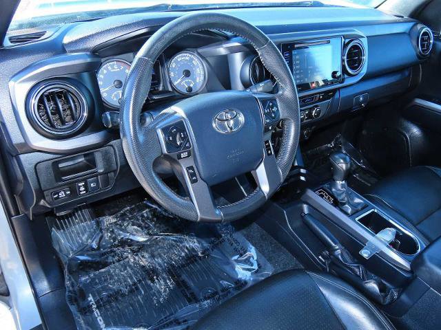 Used 2019 Toyota Tacoma TRD Off-Road image 9