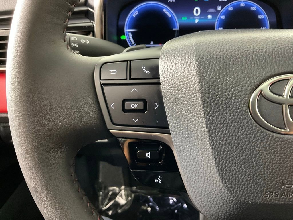 Used 2026 Toyota Camry XSE FWD image 25