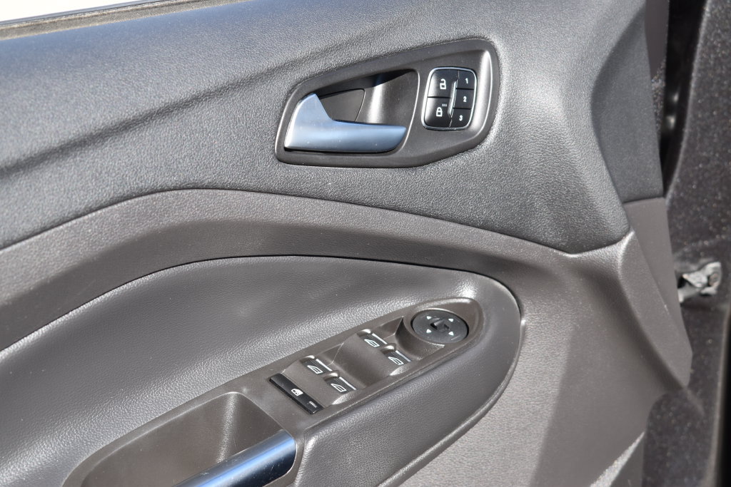 Certified 2018 Ford Escape Titanium FWD image 27