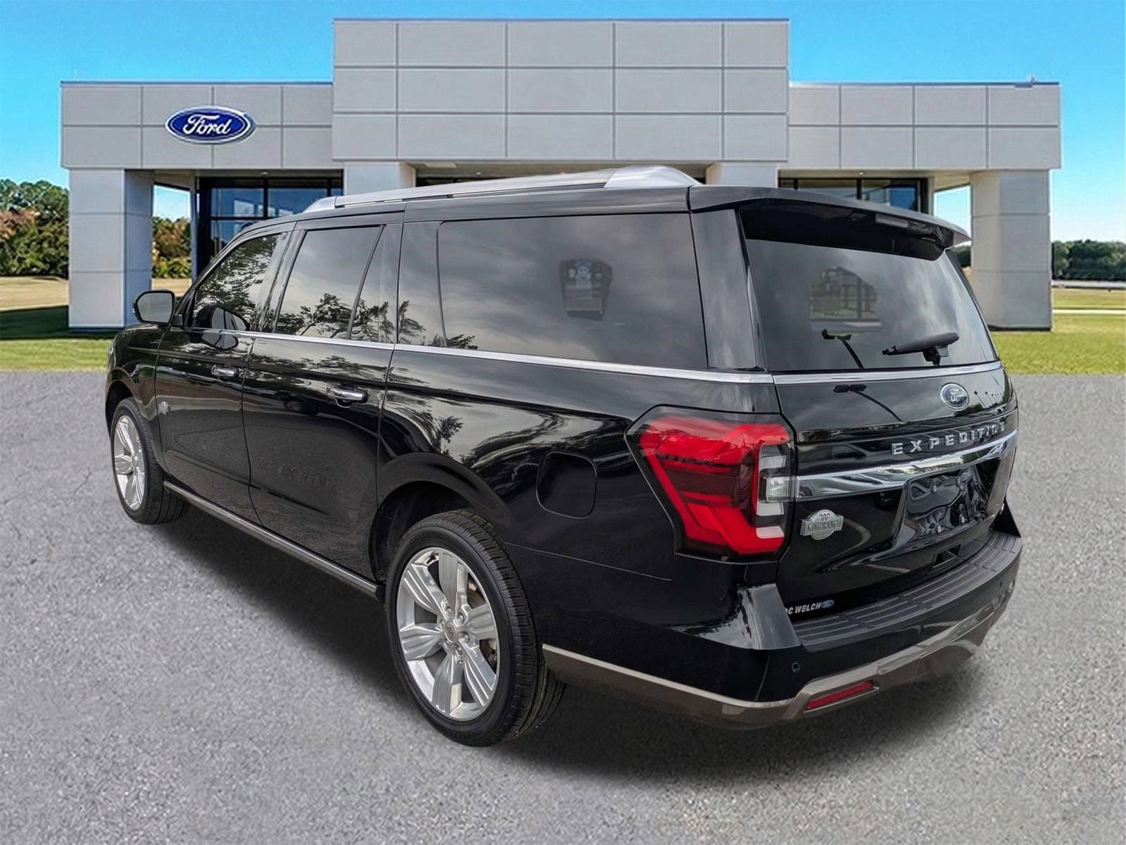Certified 2023 Ford Expedition Max King Ranch AWD/4WD image 3