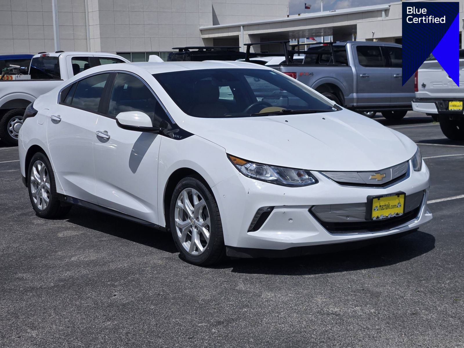 Used 2018 Chevrolet Volt Premier w/ Driver Confidence Package image 1