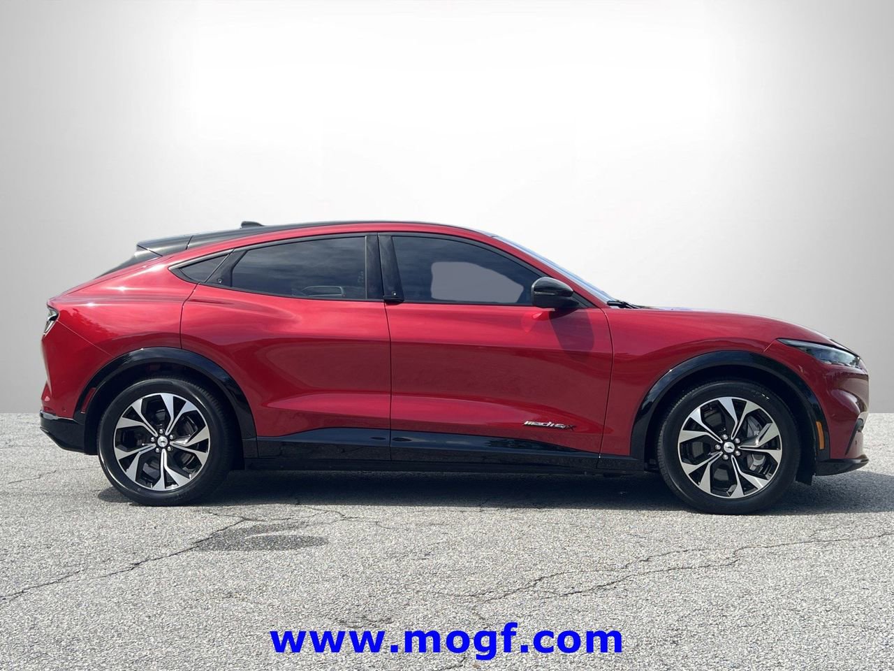 Certified 2023 Ford Mustang Mach-E Premium AWD/4WD image 32