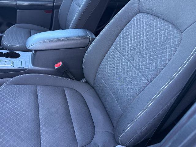 Certified 2024 Ford Escape Active AWD/4WD image 22