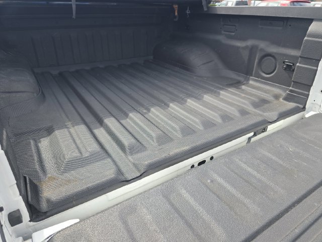 Used 2022 Nissan Frontier S w/ Technology Package AWD/4WD image 16