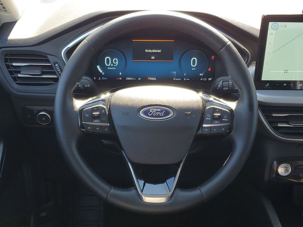 Certified 2025 Ford Escape Platinum image 27