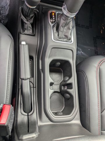 Used 2024 Jeep Wrangler Unlimited Rubicon w/ Technology Group image 22