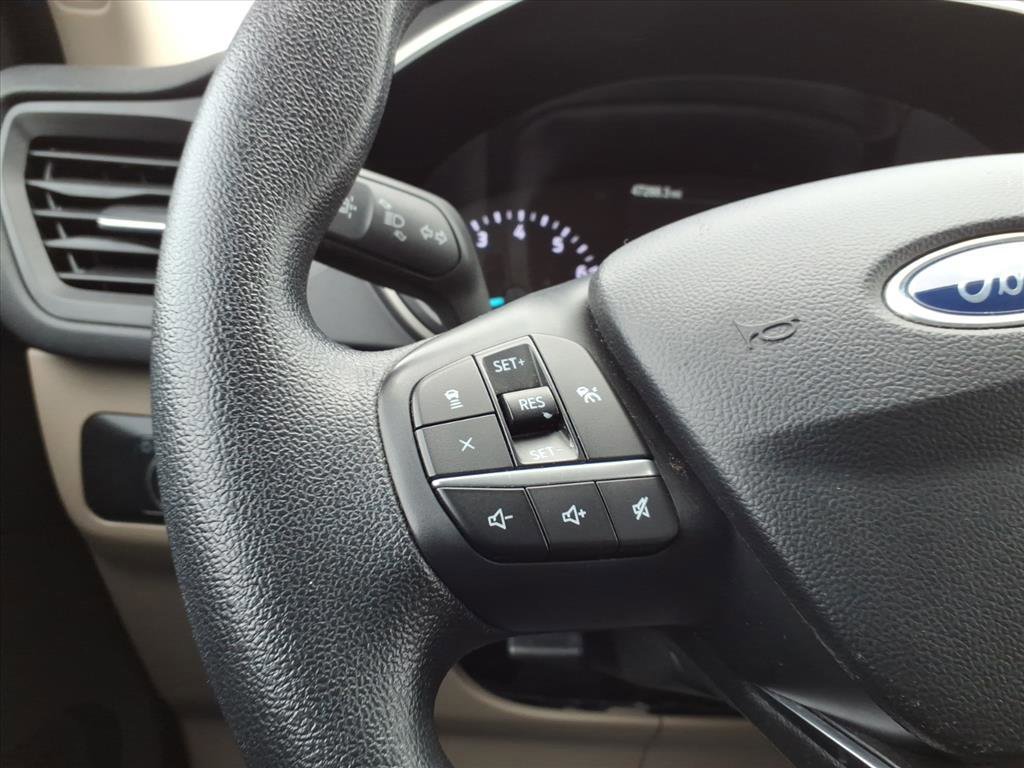 Certified 2020 Ford Escape SE image 14