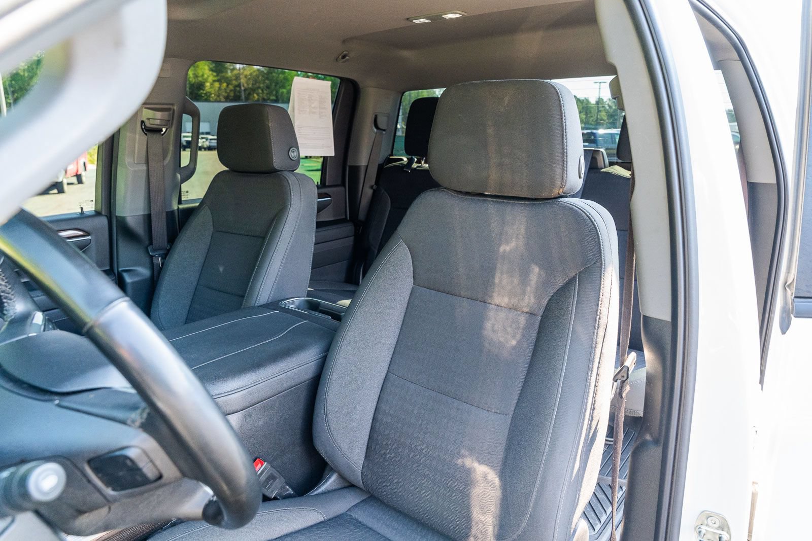 Used 2024 Chevrolet Silverado 2500 LT AWD/4WD image 20