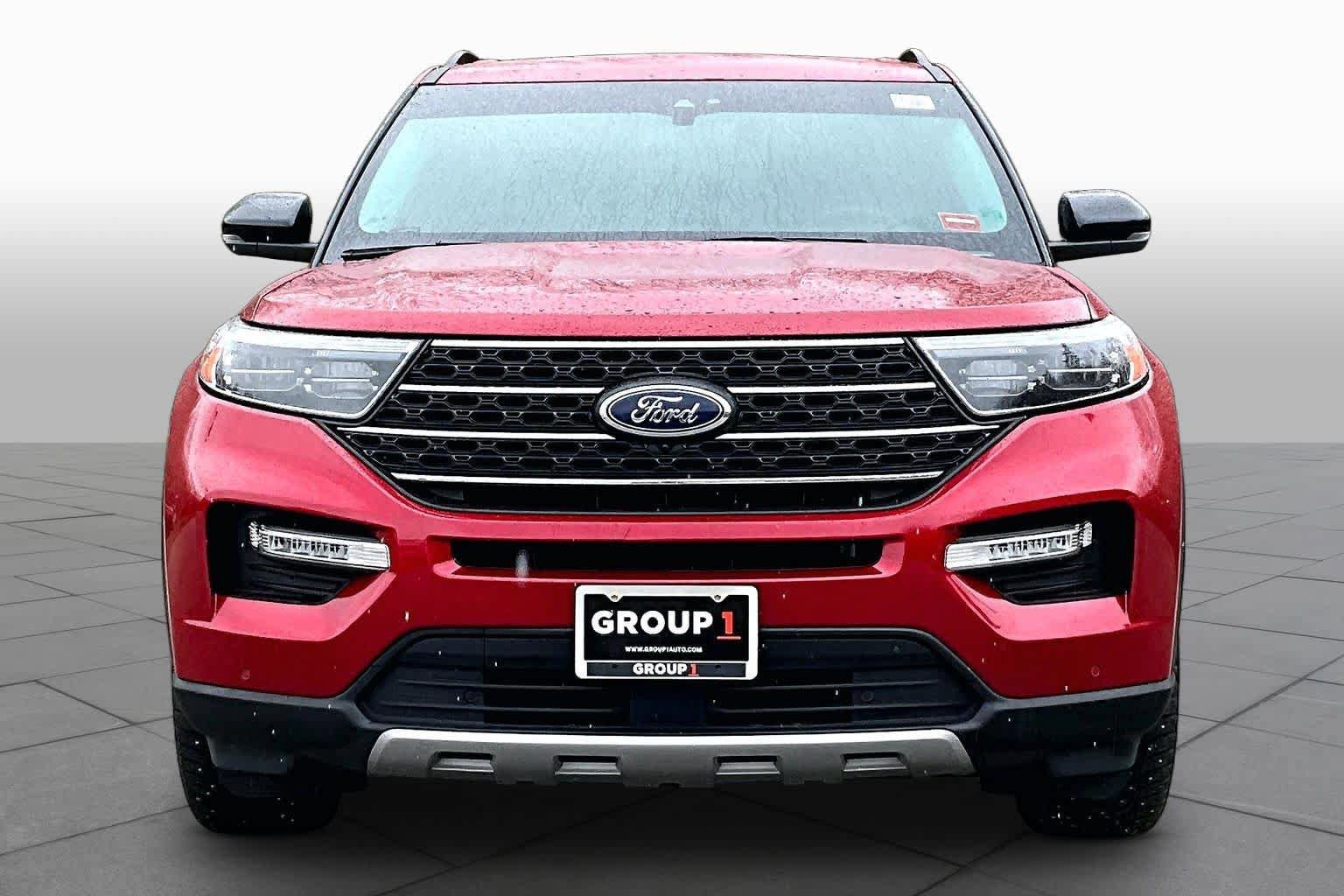 Certified 2023 Ford Explorer XLT w/ Equipment Group 202A AWD/4WD image 4