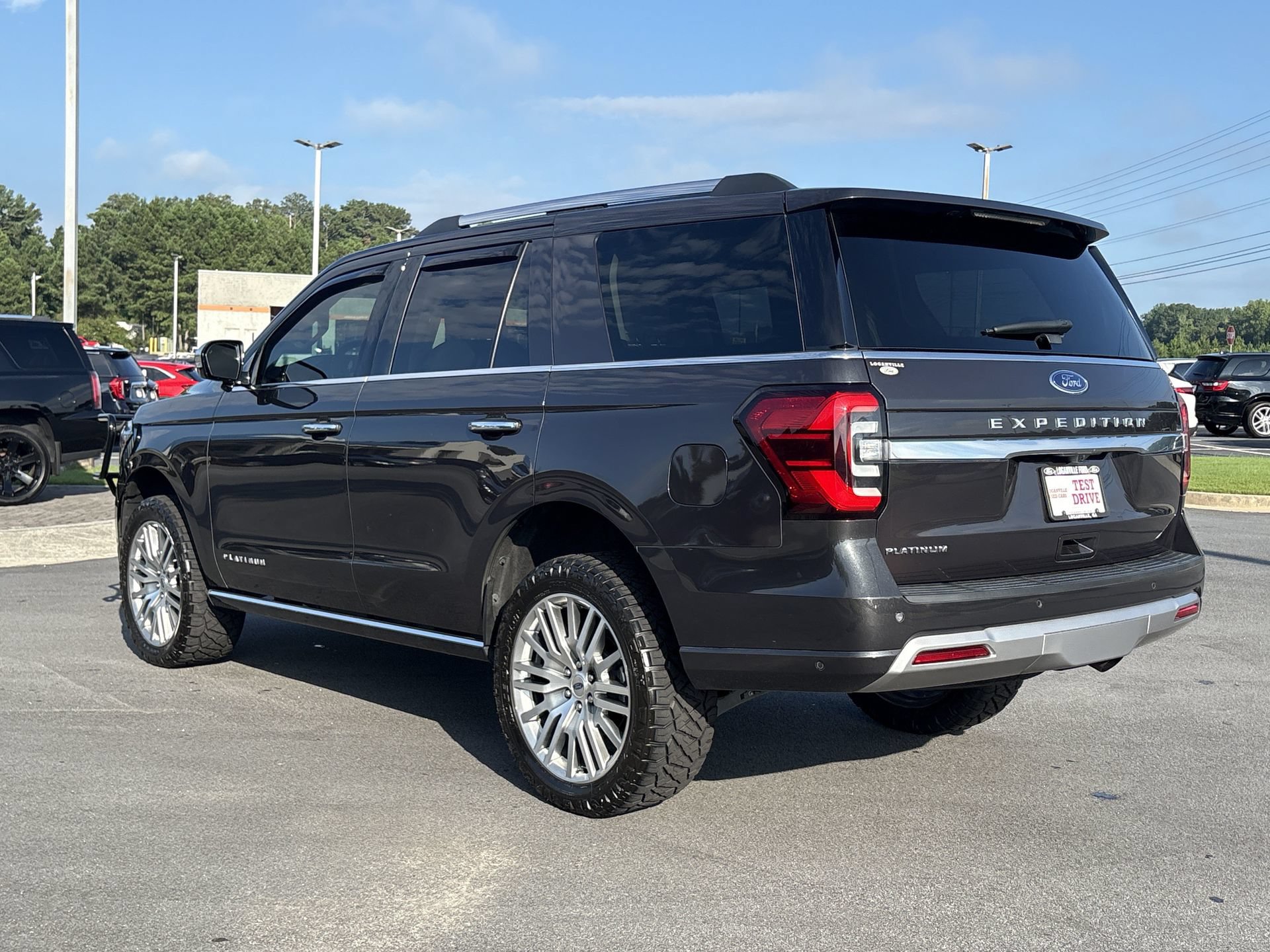 Certified 2024 Ford Expedition Platinum RWD image 23