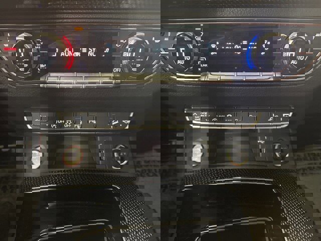 Used 2021 Audi SQ5 Prestige w/ Prestige Package image 15