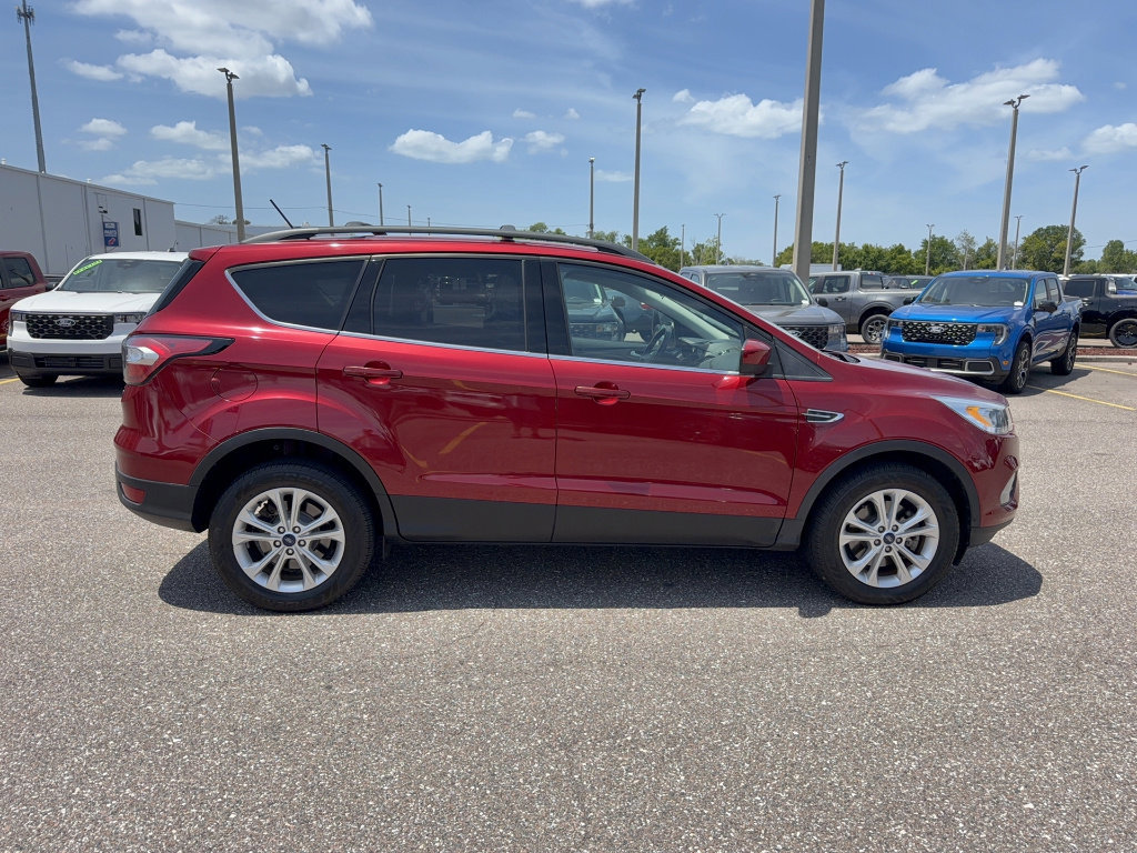 Certified 2018 Ford Escape SEL AWD/4WD image 4