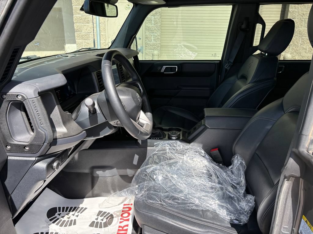 Certified 2025 Ford Bronco Badlands w/ Sasquatch Package AWD/4WD image 16
