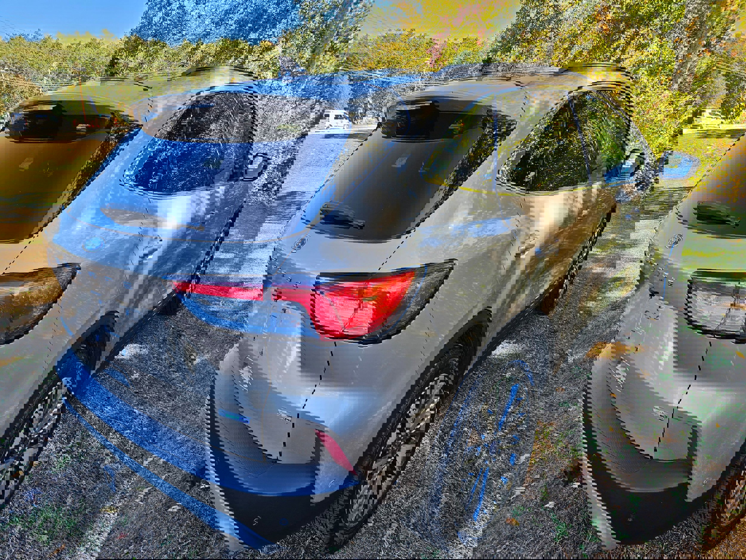 Certified 2020 Ford Escape Titanium image 5