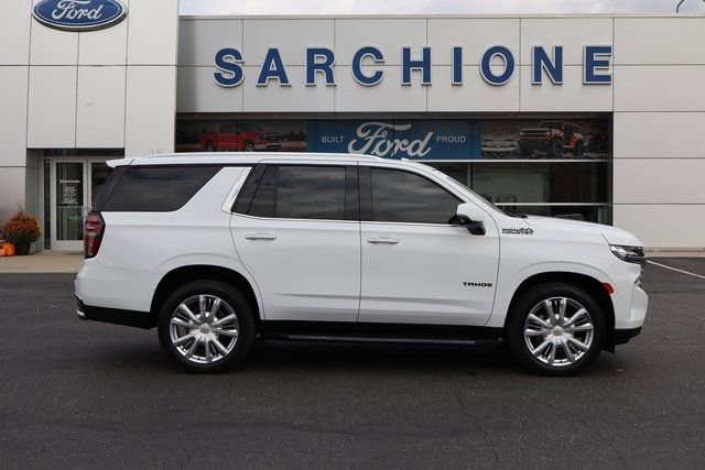 Used 2021 Chevrolet Tahoe High Country AWD/4WD image 2