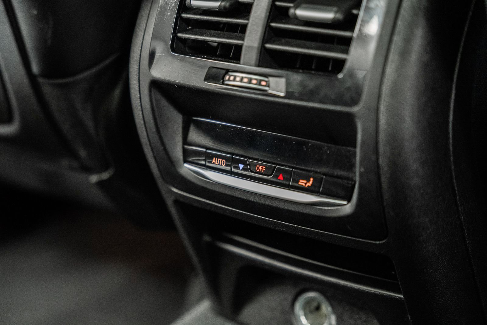 Used 2018 BMW X3 M40i image 41