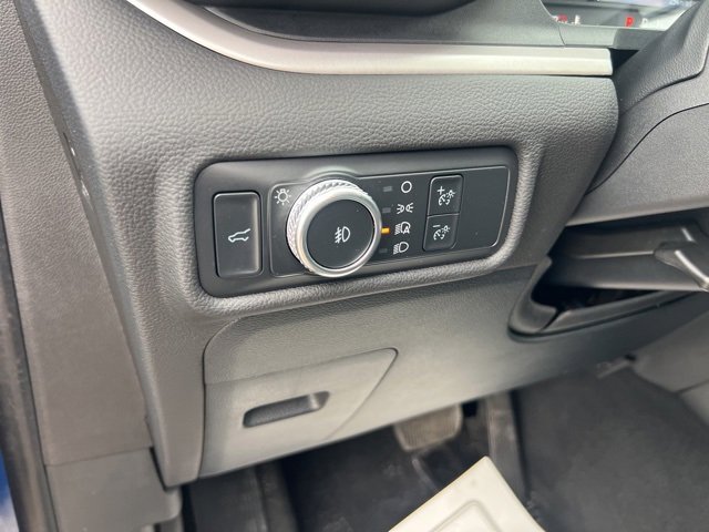 Certified 2022 Ford Explorer XLT w/ Equipment Group 202A image 7