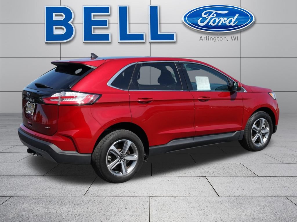Certified 2024 Ford Edge SEL w/ Convenience Package AWD/4WD image 3