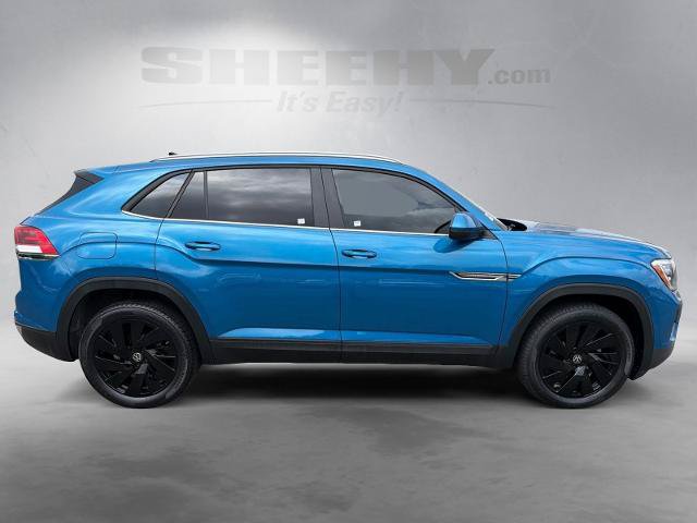 Used 2024 Volkswagen Atlas Cross Sport SE w/ Panoramic Sunroof Package FWD image 10