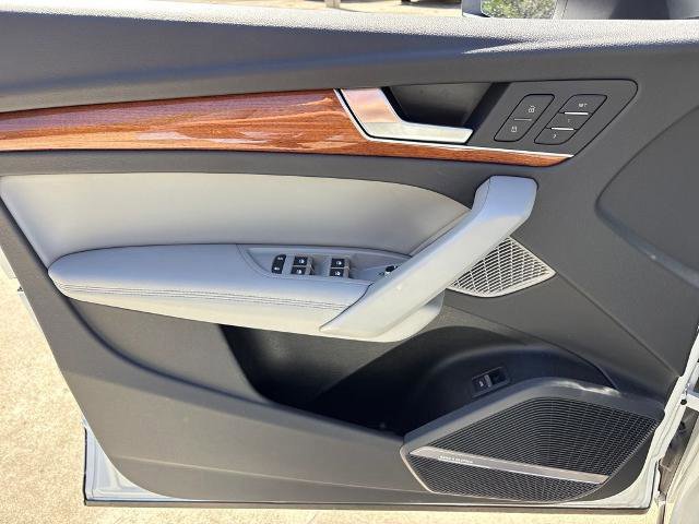 Used 2023 Audi Q5 2.0T Premium Plus w/ Premium Plus Package image 16