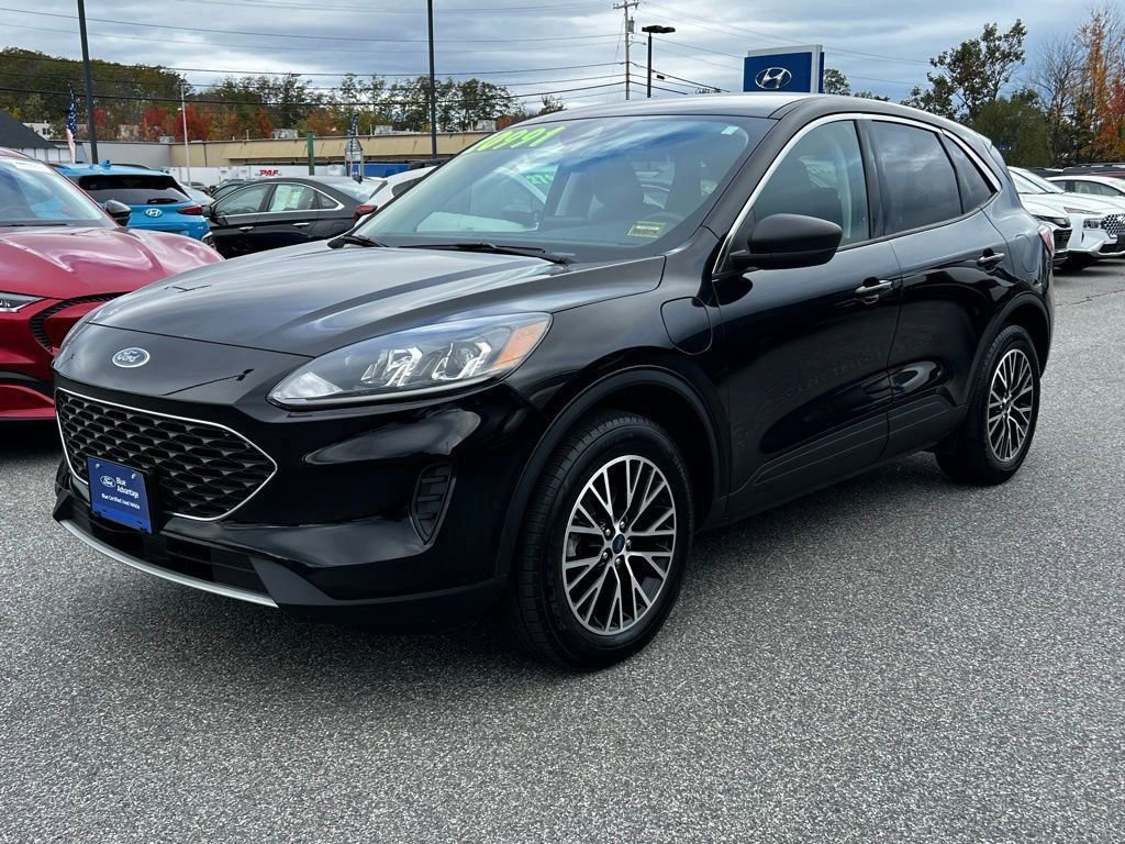 Certified 2022 Ford Escape SE w/ Convenience Package image 3