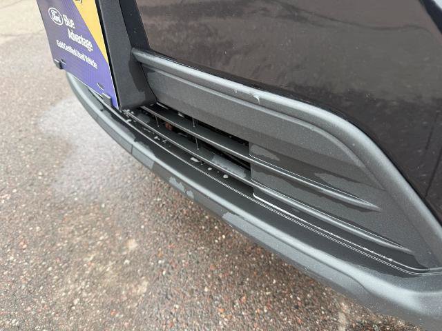 Certified 2024 Ford Explorer XLT w/ Class IV Trailer Tow Package image 9