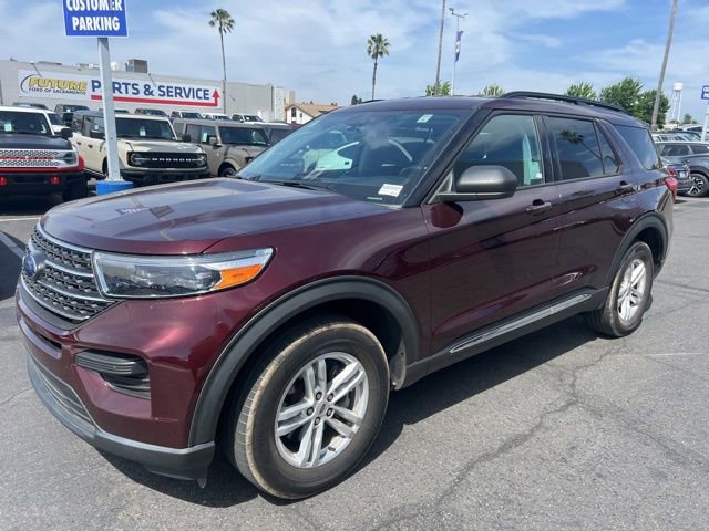 Certified 2022 Ford Explorer XLT AWD/4WD image 1