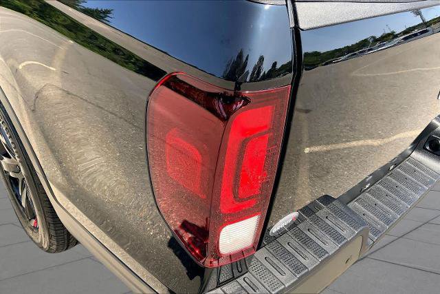 Used 2023 Honda Ridgeline Black Edition image 28