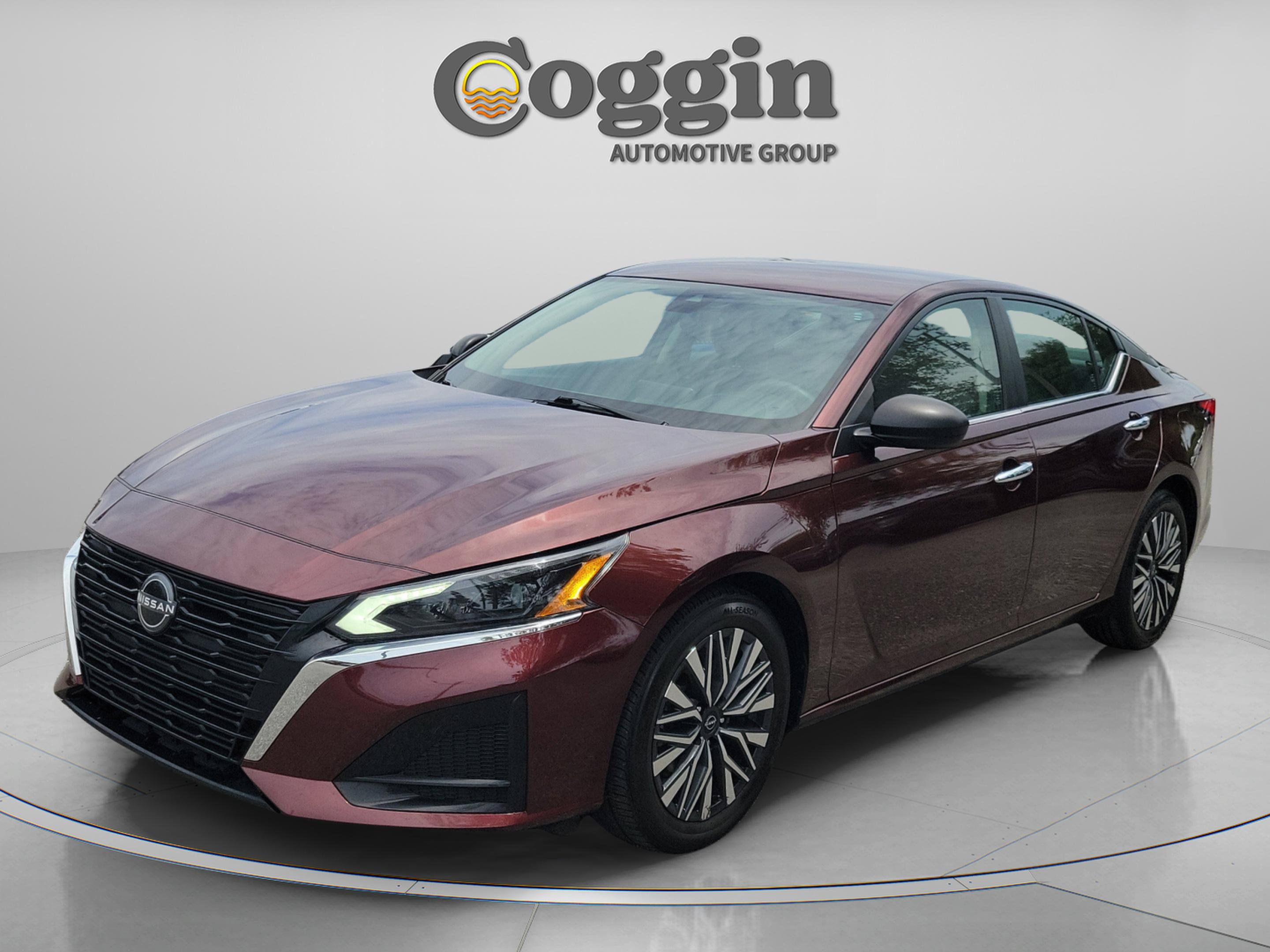 Used 2024 Nissan Altima 2.5 SV