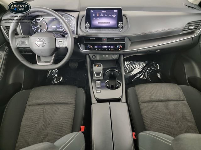 Used 2026 Nissan Rogue SV FWD image 22