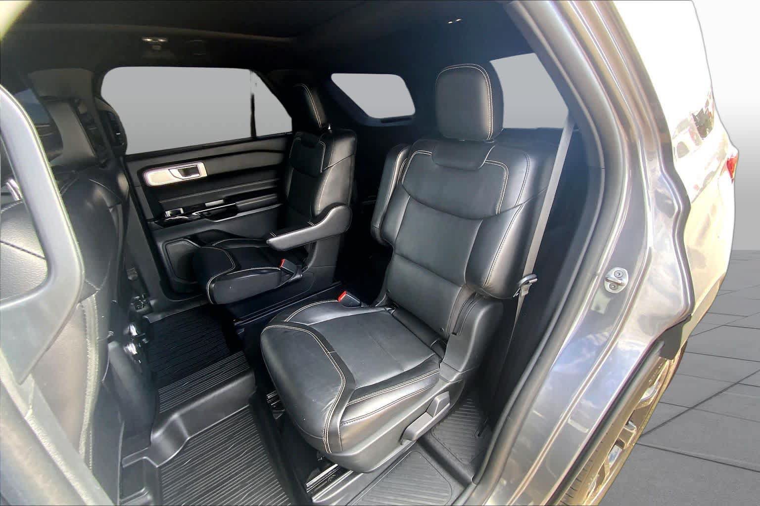 Certified 2022 Ford Explorer ST w/ Equipment Group 401A AWD/4WD image 21