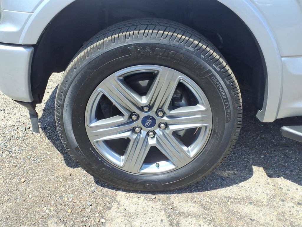 Certified 2019 Ford F150 XLT w/ Equipment Group 302A Luxury AWD/4WD image 9