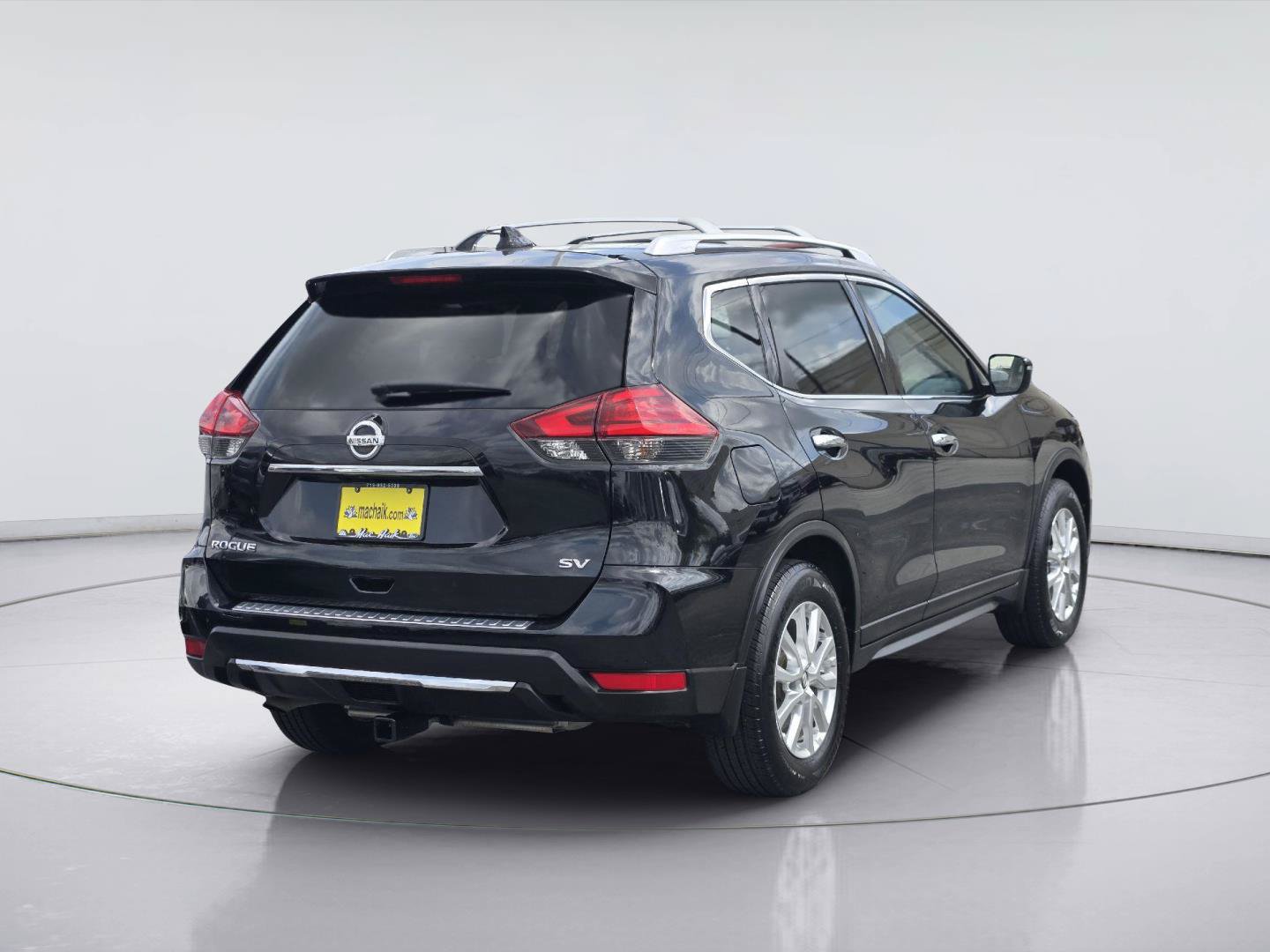 Used 2017 Nissan Rogue SV FWD image 8