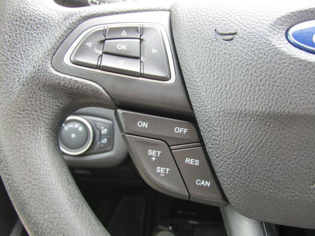 Certified 2018 Ford Escape SE image 19