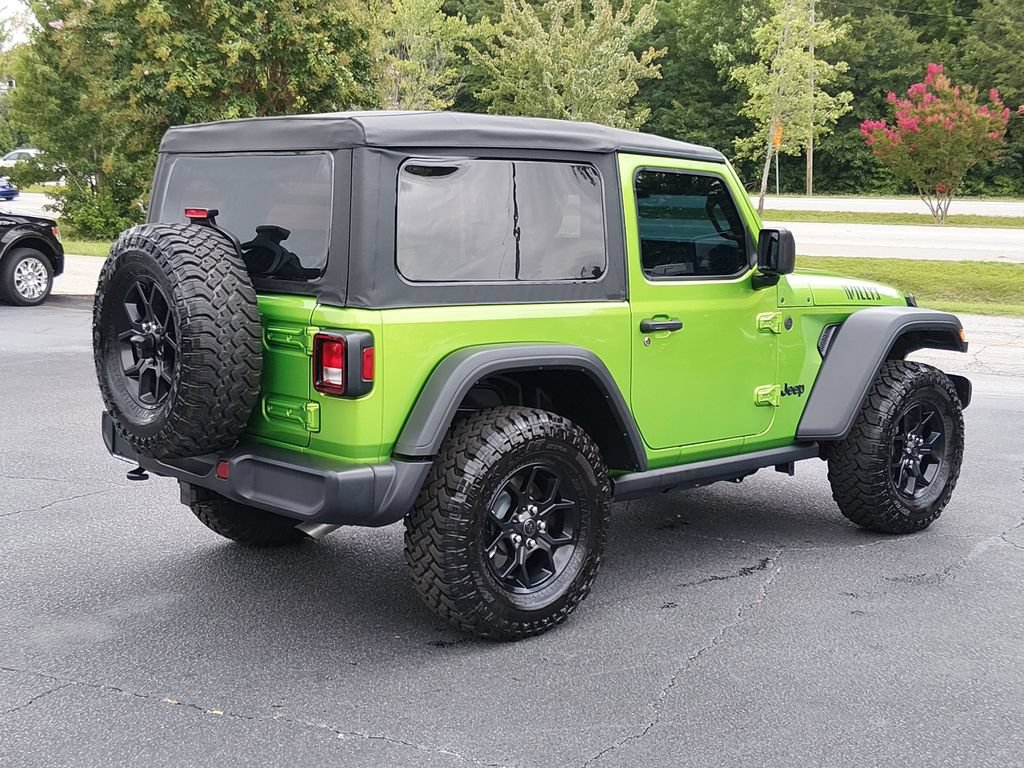 Used 2025 Jeep Wrangler Sport AWD/4WD image 4