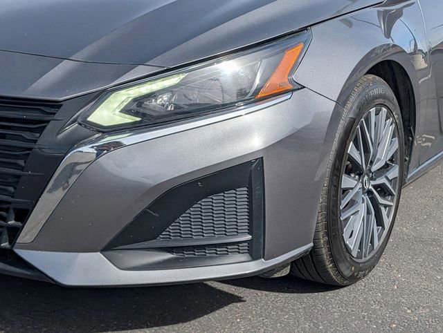 Used 2024 Nissan Altima 2.5 SV image 8