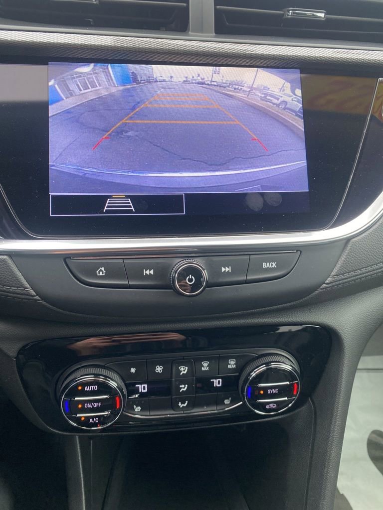 Used 2022 Buick Encore GX Essence w/ Experience Buick Package AWD/4WD image 28
