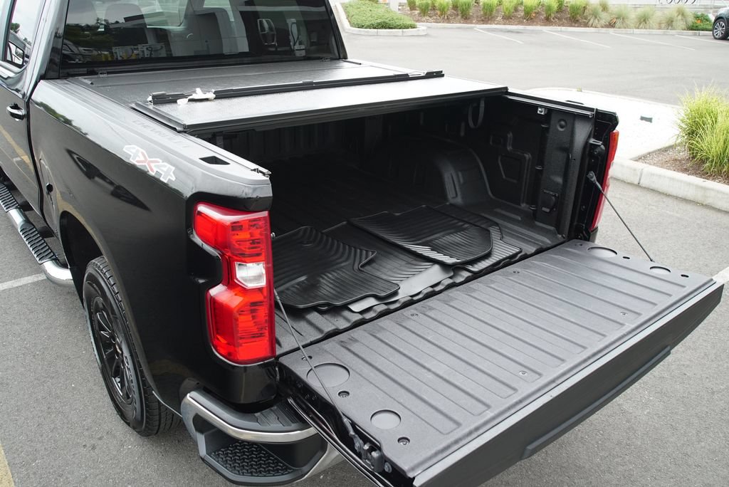 Used 2022 Chevrolet Silverado 1500 LT w/ Fleet Comfort Package AWD/4WD image 23