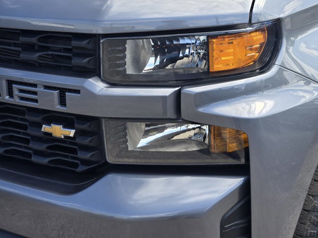 Used 2020 Chevrolet Silverado 1500 Custom w/ Custom Value Package image 10