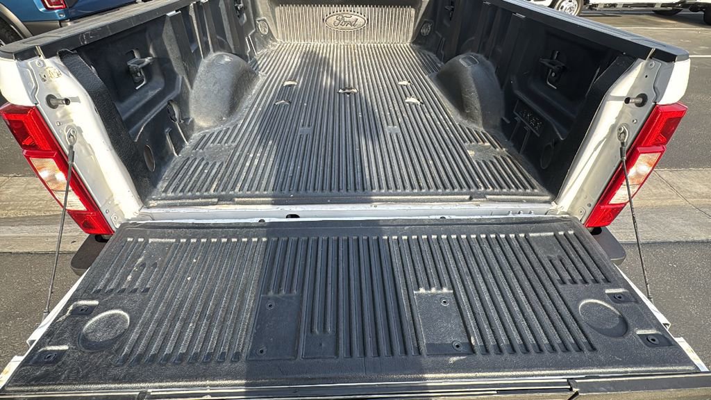 Certified 2020 Ford F350 Lariat w/ Lariat Ultimate Package AWD/4WD image 27